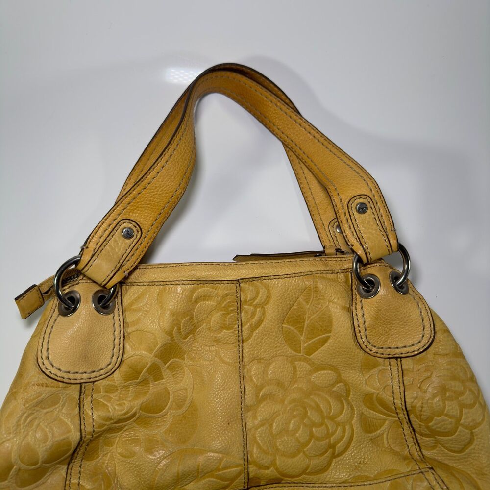 Fossil Bag Yellow Leather Shoulder Bag Embossed Floral Rose Tooled Boho VTG Y2K - Picture 7 of 11